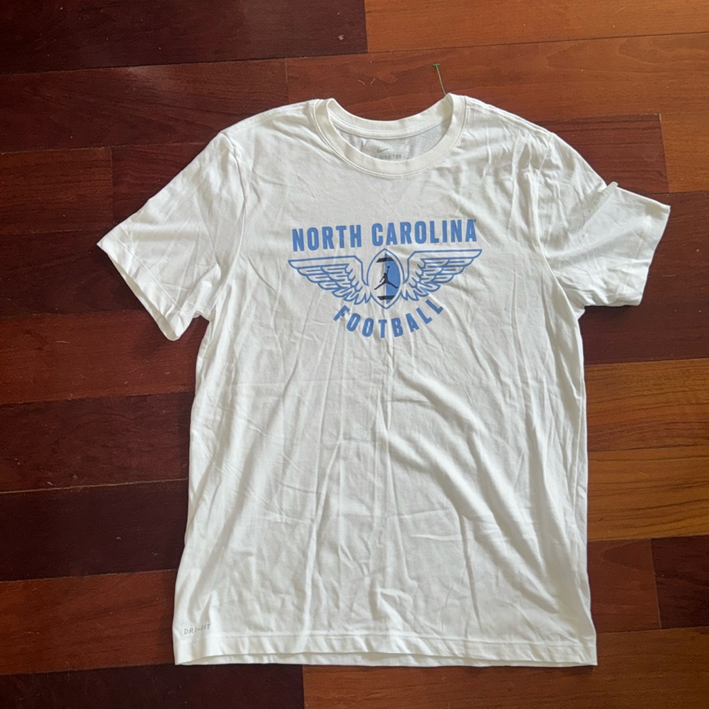 Jordan Nike North Carolina Football T Shirt Size L Mens